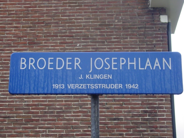 Straatnaambordje Broeder Josephlaan in Verzetsheldenwijk Heemstede