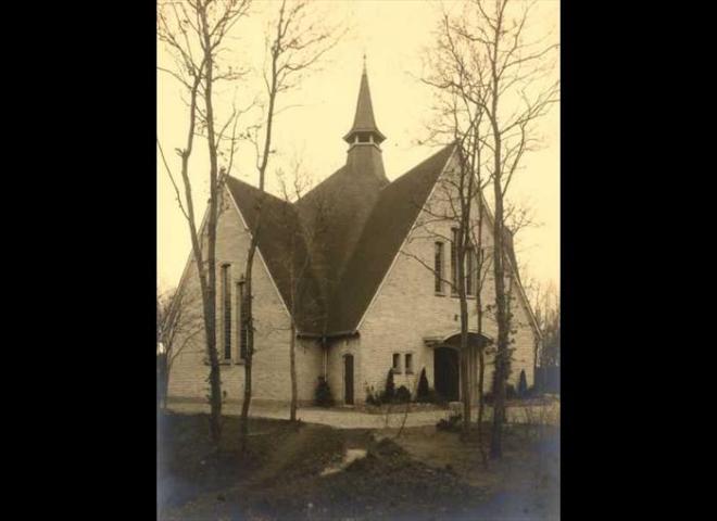 Gereformeerde kerk Bennebroek, Akonietenplein, 1939.