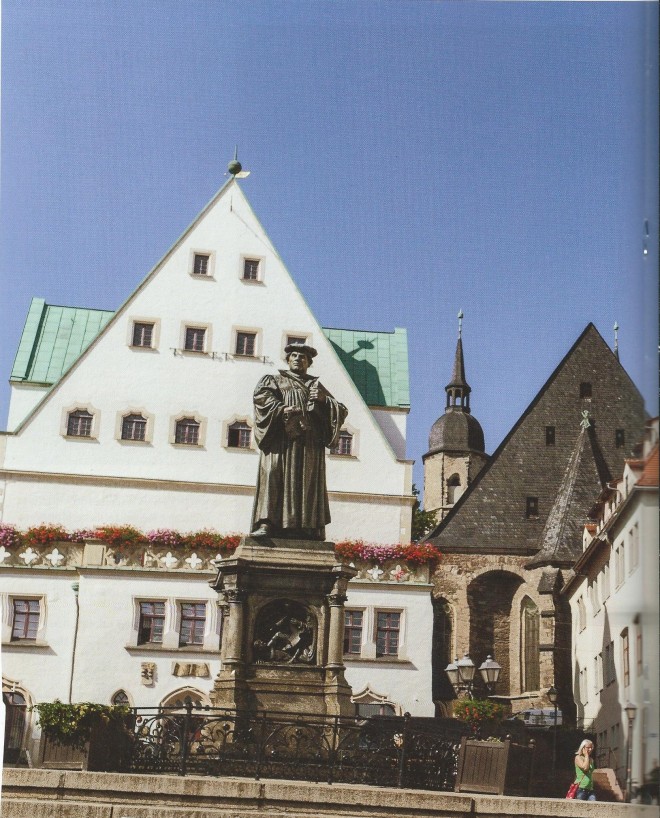 Standbeeld van Luther in Eisleben